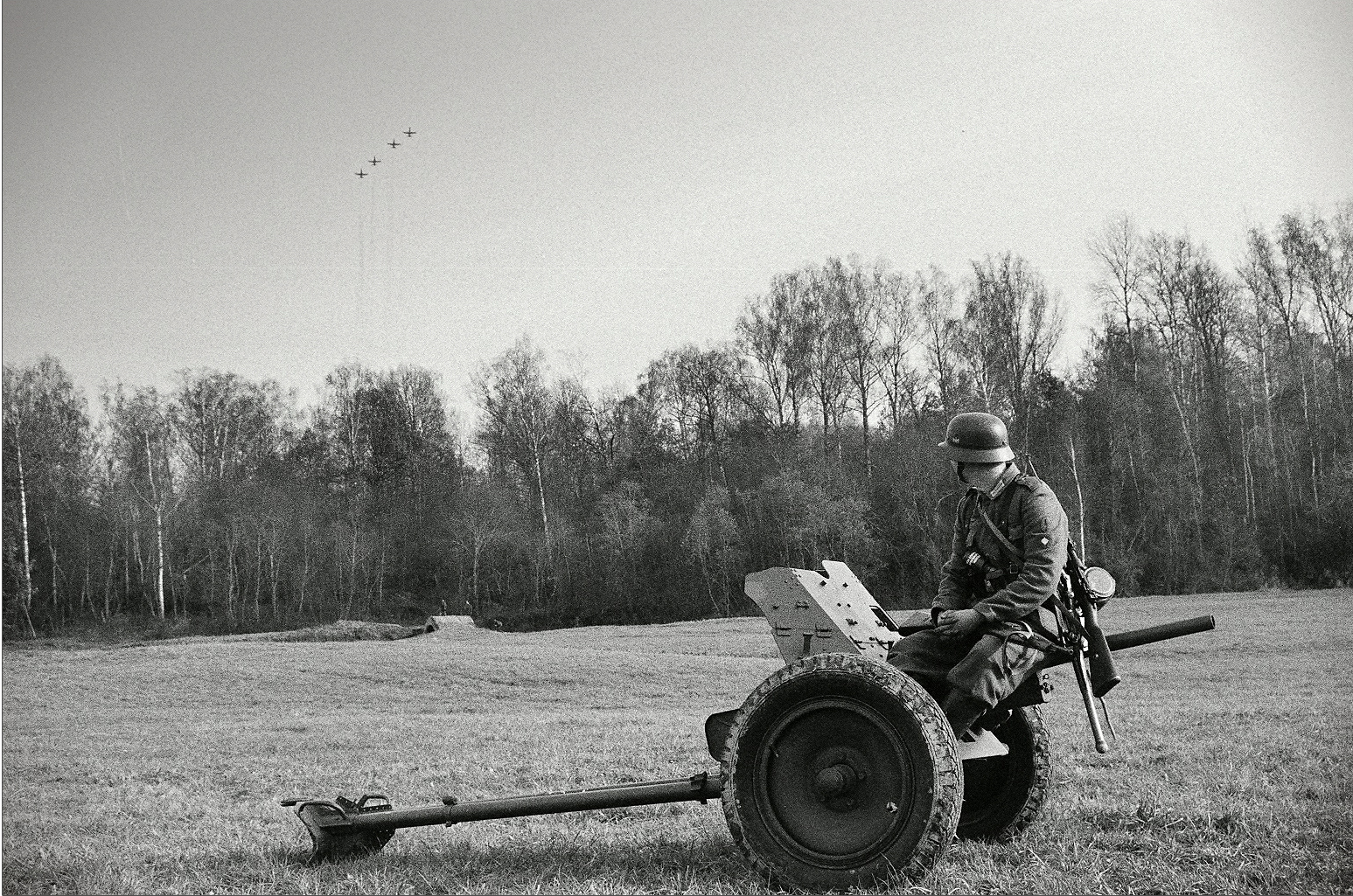 Photograther Khramova Nadezda. Reconstruction WWII. Untitled