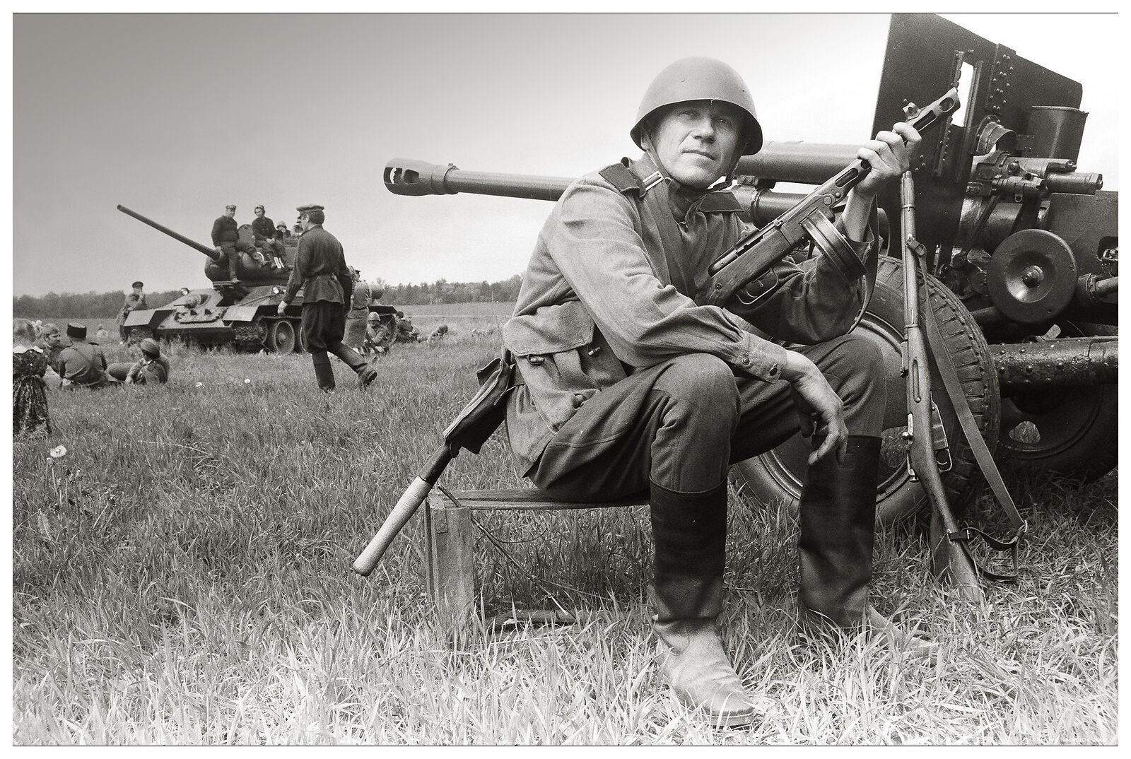 Photograther Khramova Nadezda. Reconstruction WWII. Untitled